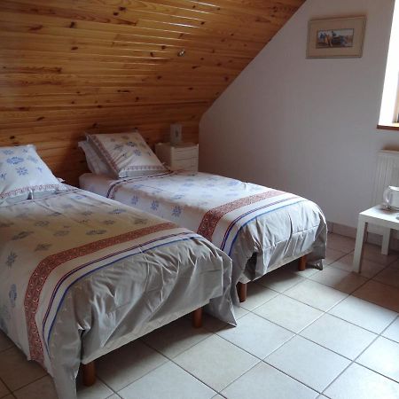 Bed and Breakfast Le nid d'hirondelles Plougoumelen Esterno foto