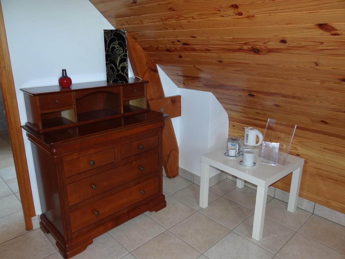 Bed and Breakfast Le nid d'hirondelles Plougoumelen Esterno foto