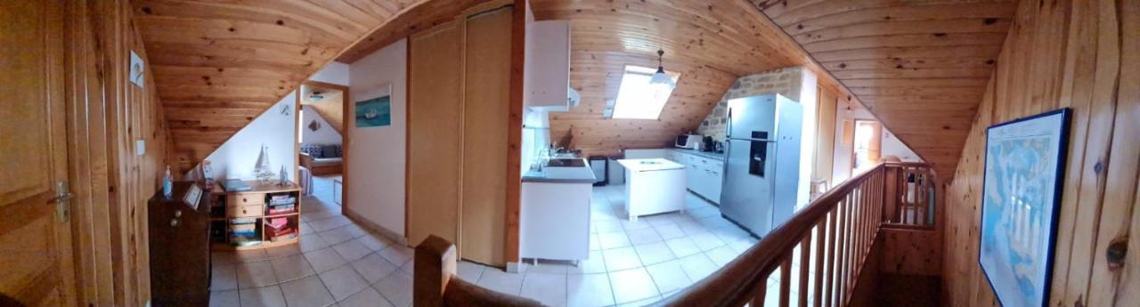 Bed and Breakfast Le nid d'hirondelles Plougoumelen Esterno foto